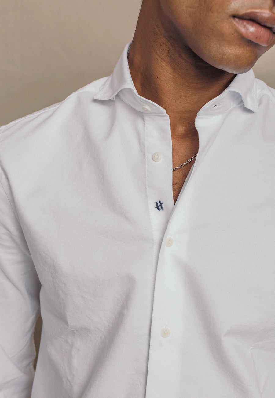 {{ tipo de producto }} CAMISA OXFORD BÁSICA BLANCA - Harrys 1982