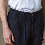 PANTALÓN CHINO LINO MARINO