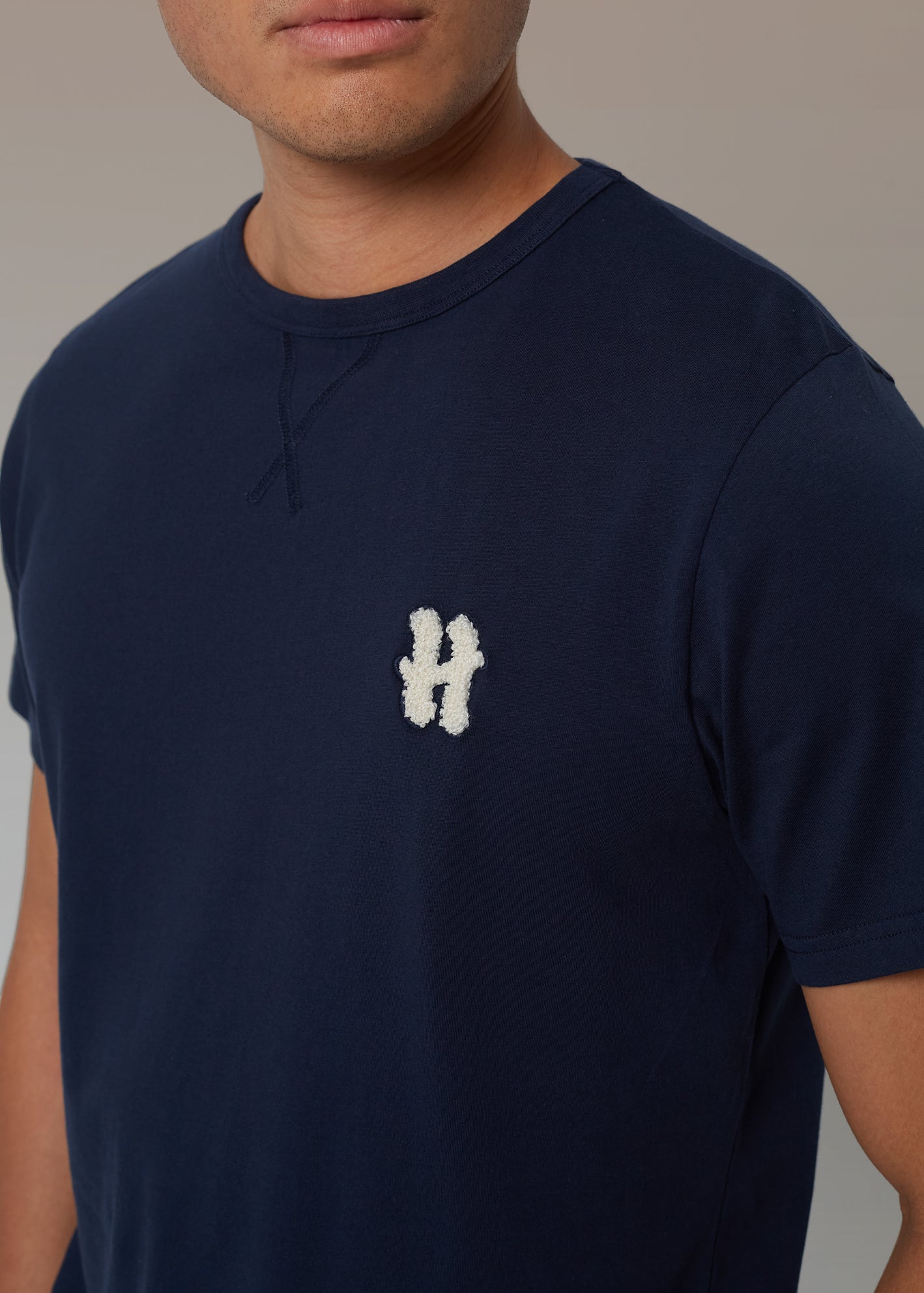CAMISETA BASICA H MARINO