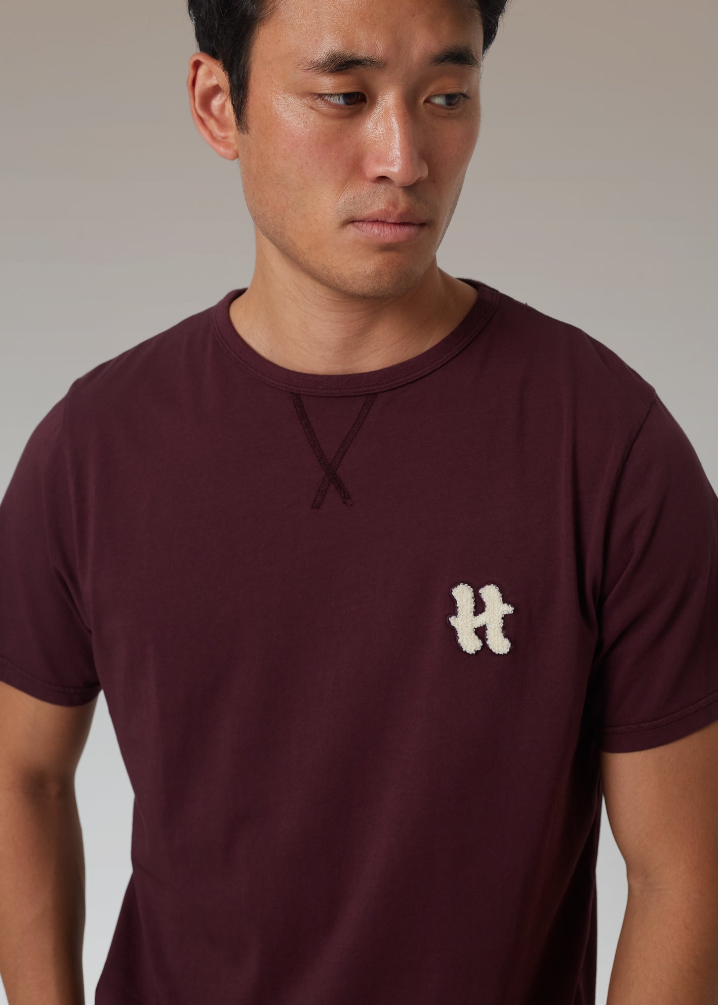 CAMISETA BASICA H BURGUNDY