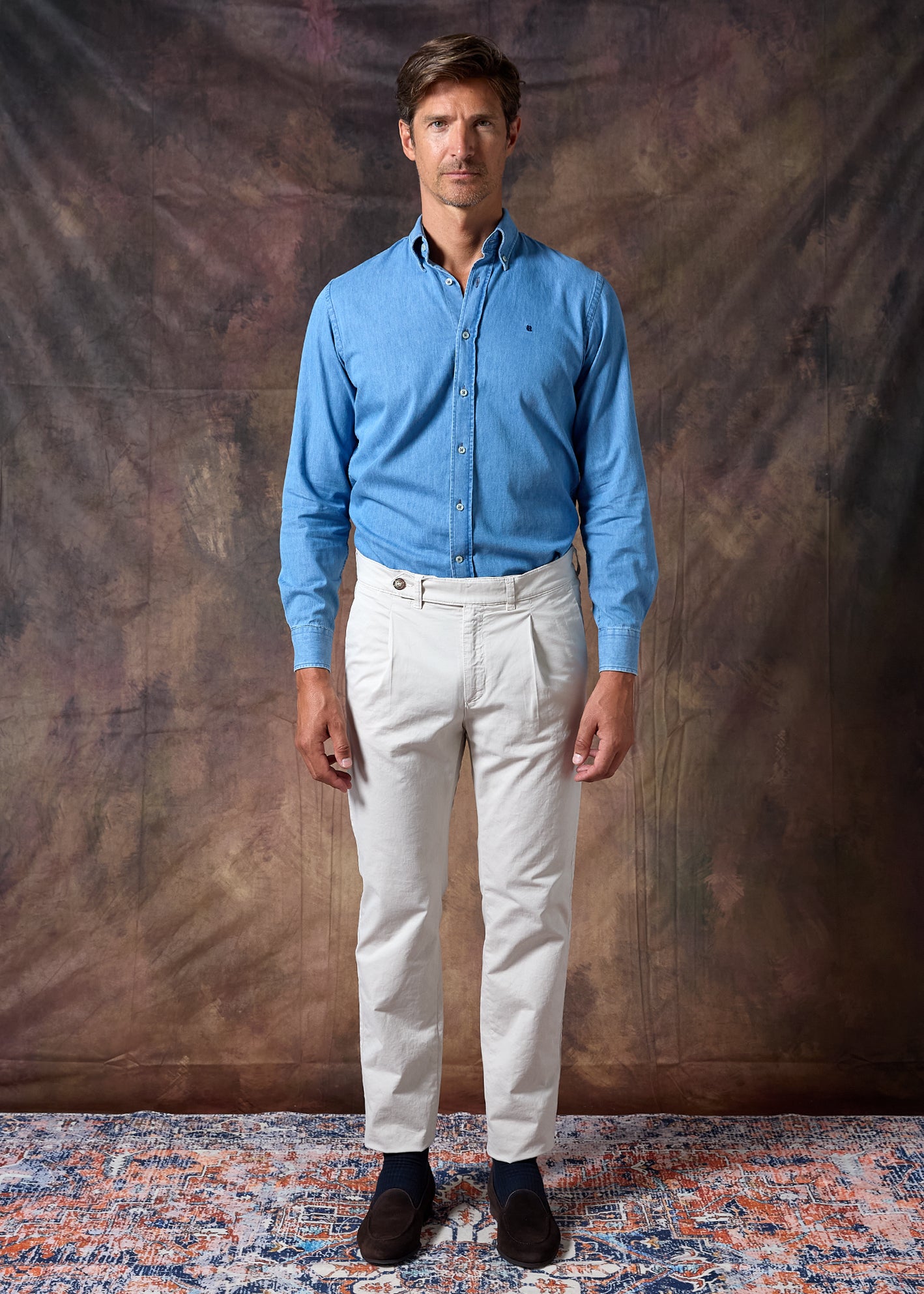PANTALÓN CHINO PINZAS BEIGE