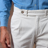 PANTALÓN CHINO PINZAS BEIGE