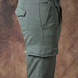 PANTALÓN CARGO CONFORT PINZAS KAKI