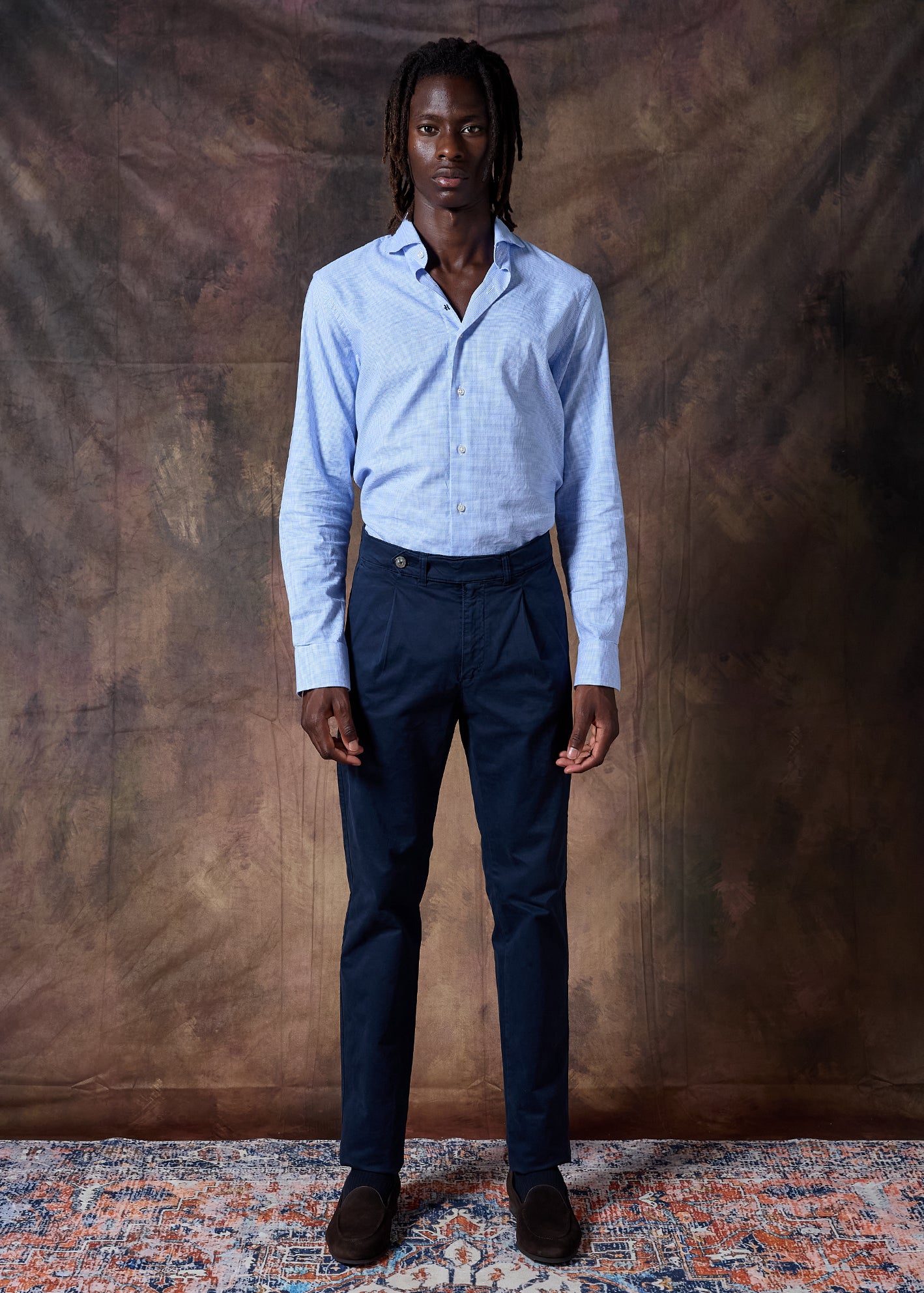 PANTALÓN CHINO PINZAS MARINO