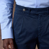 PANTALÓN CHINO PINZAS MARINO