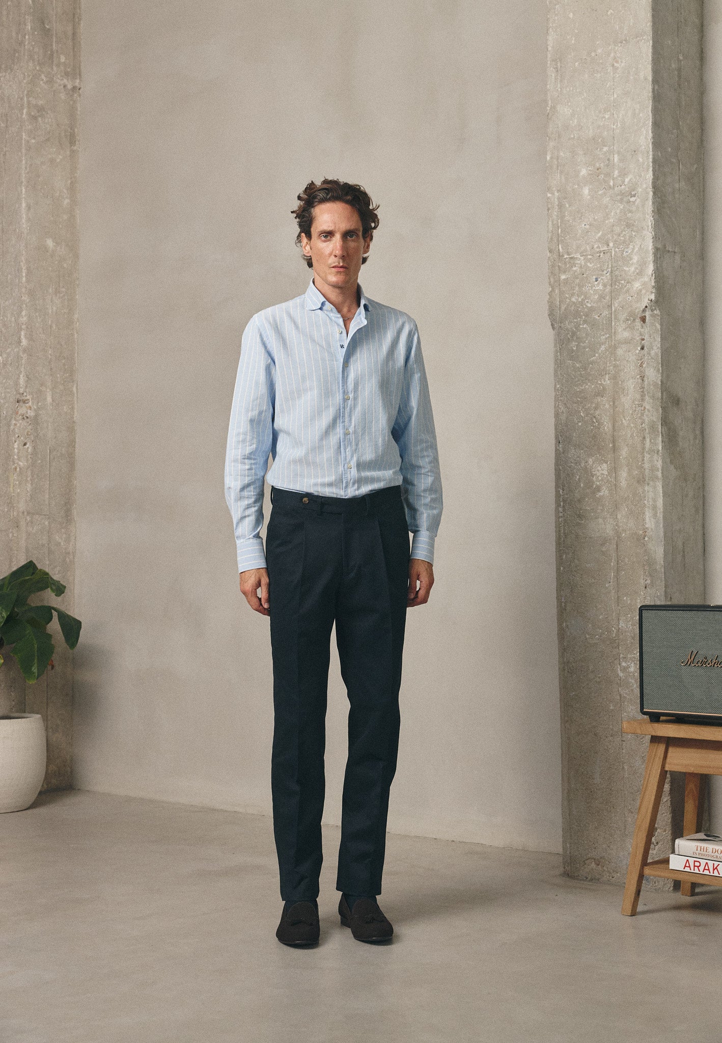 NAVY RELAXED FIT CHINOS