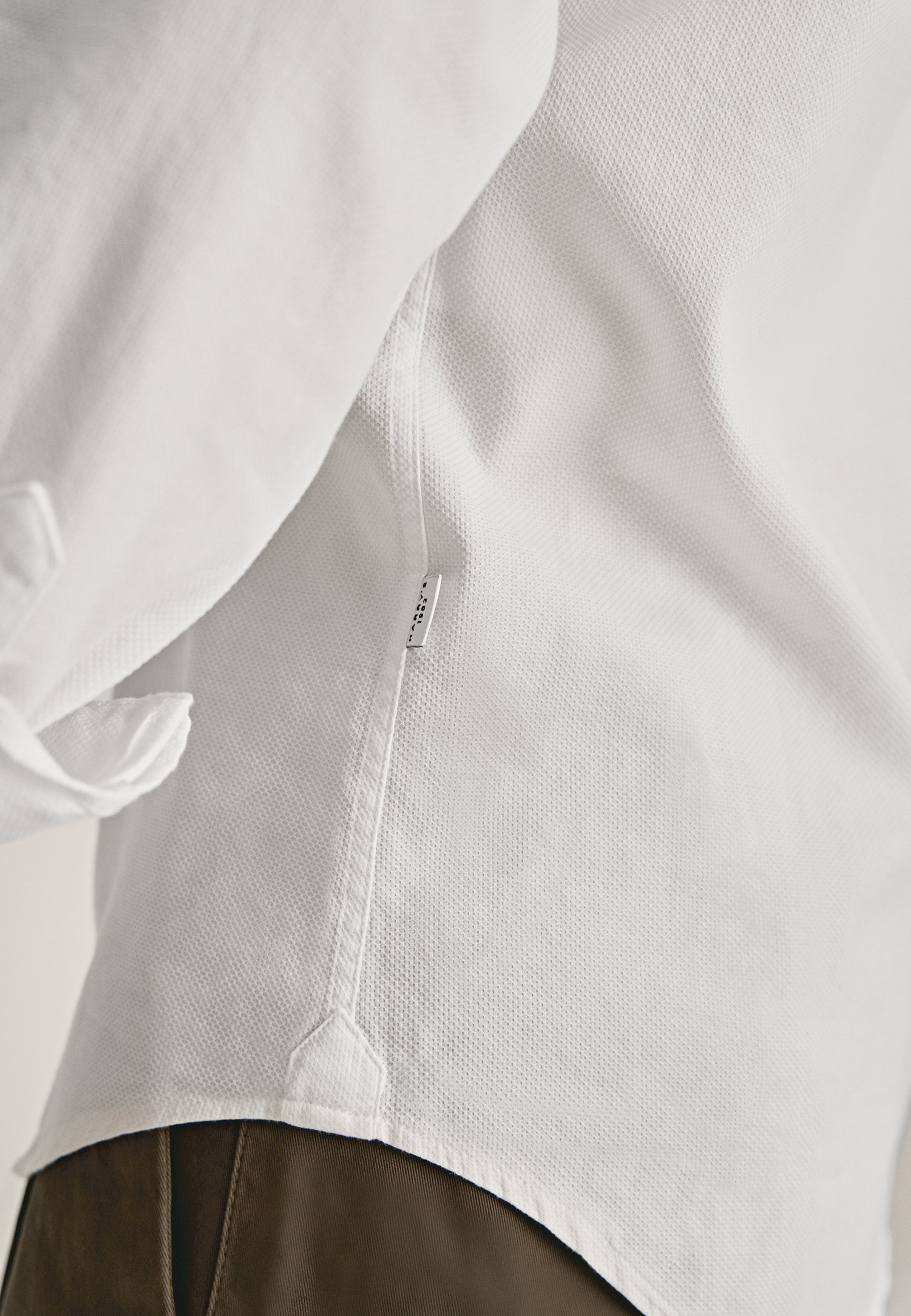 {{ tipo de producto }} CAMISA NIDO BLANCO - Harrys 1982